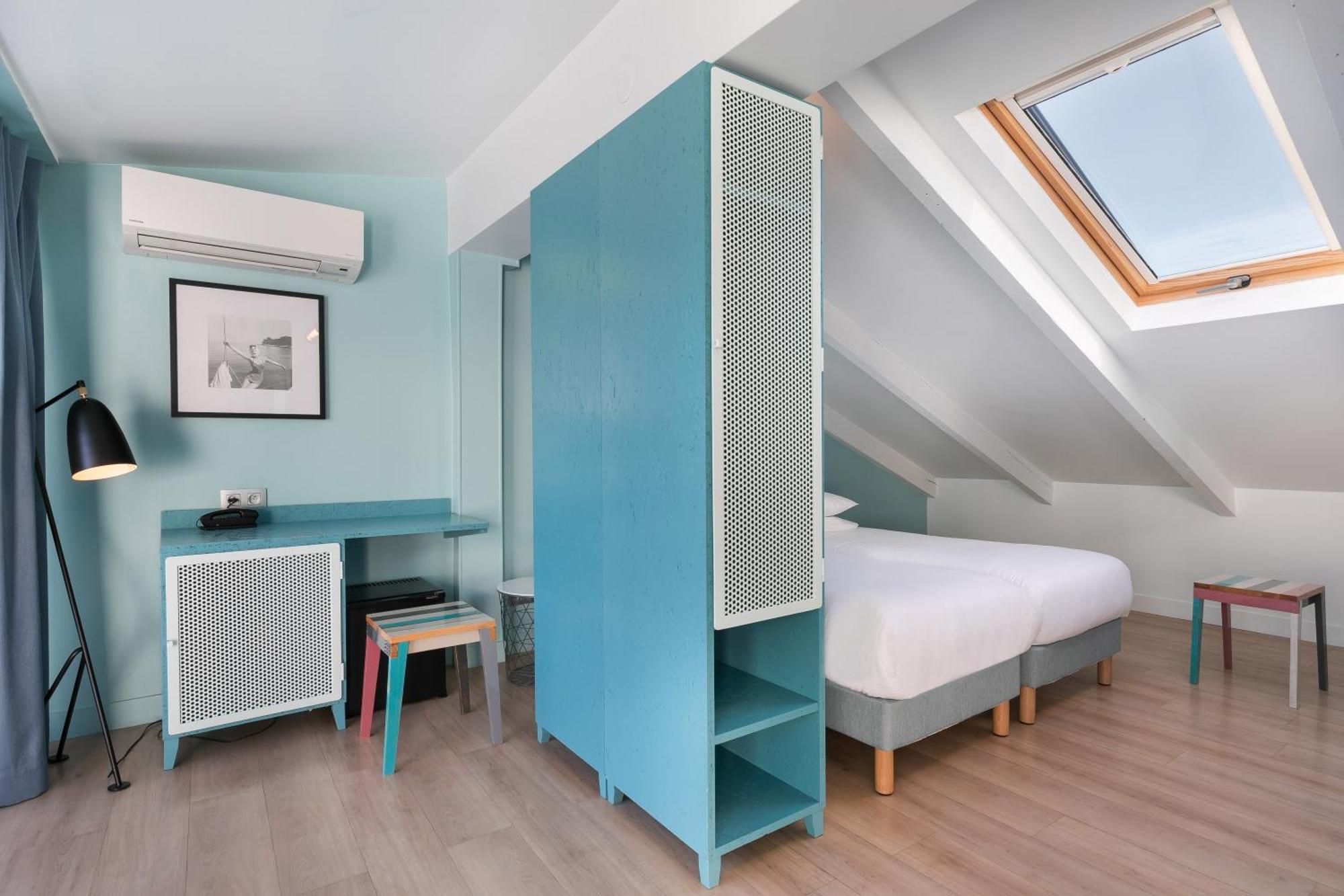 Hostel Ozz Nice Bagian luar foto